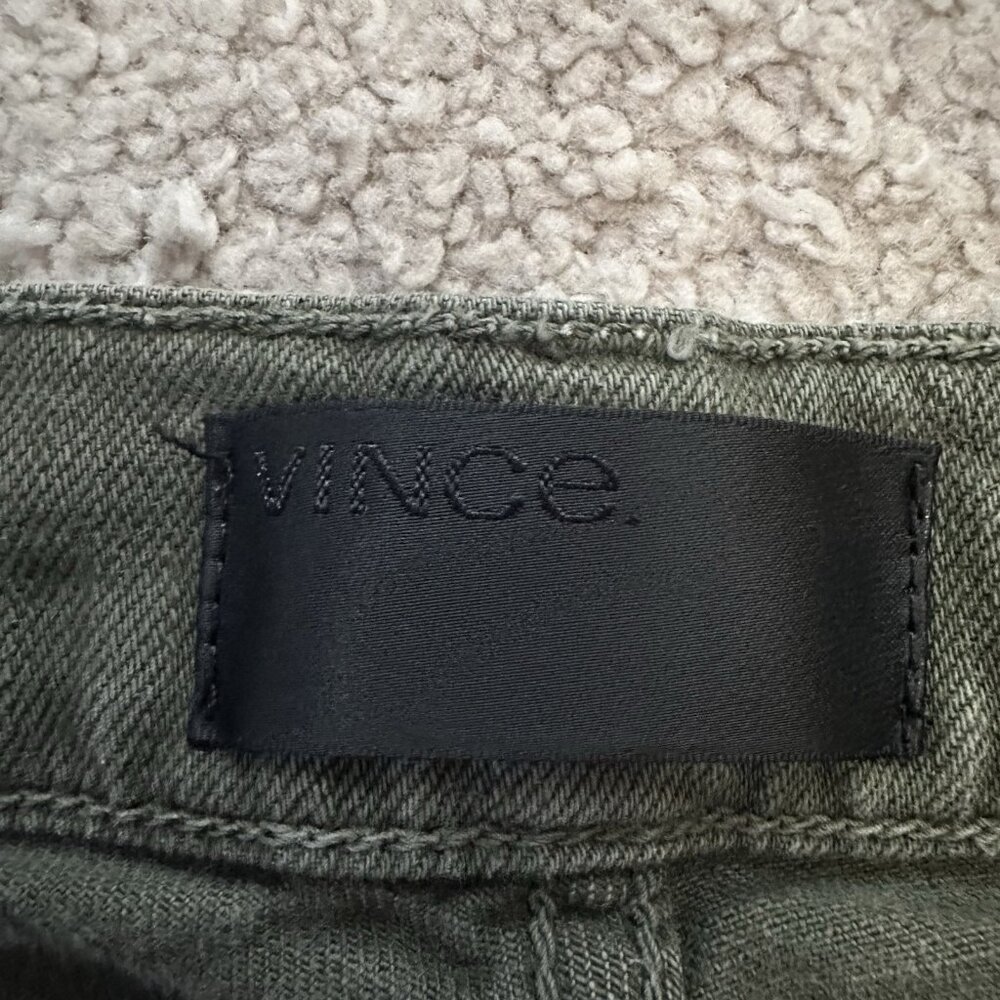 Vince Jeans Women’s Size 24 Green Lightly Distressed Skinny Fit Light Fading - Picture 3 of 12